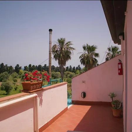 La Trinacria *